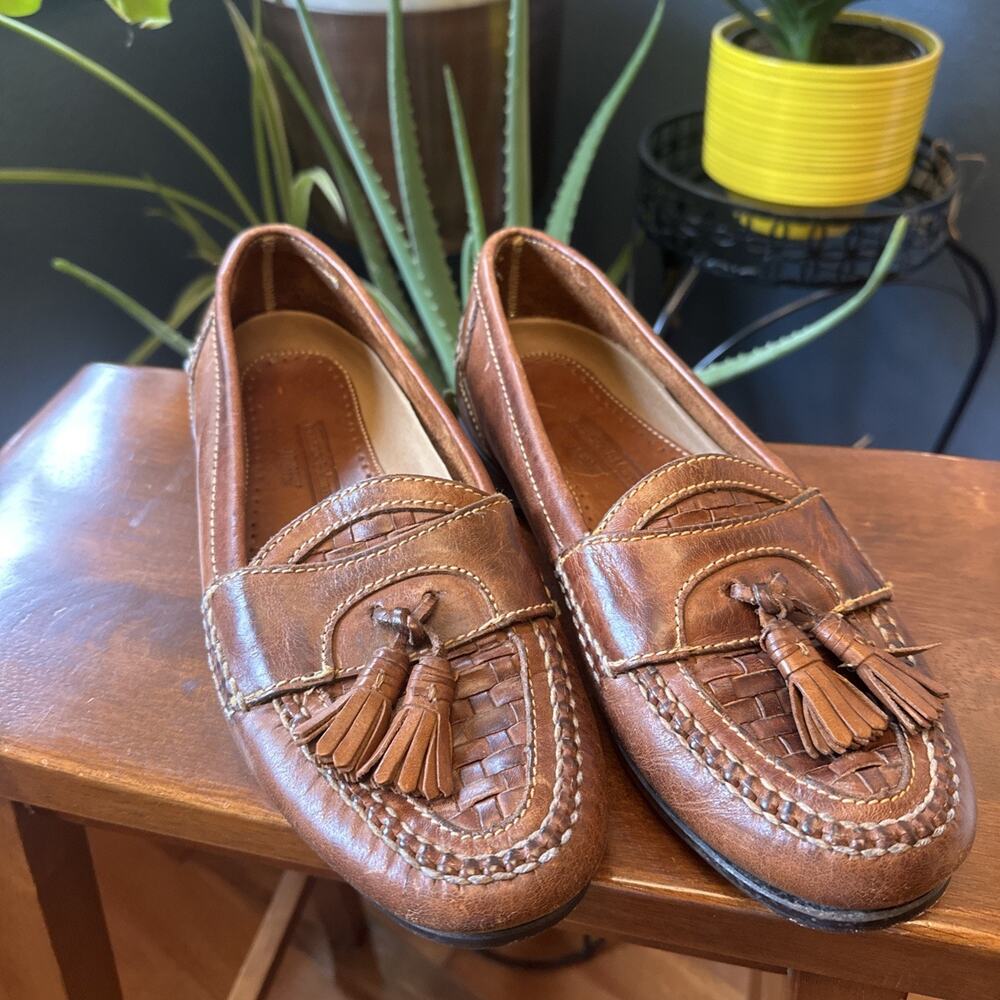 Johnson & Murphy 10 1/2 M Leather Pre-Owned Tassel Loafers Brown